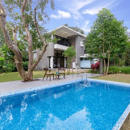Villa Foresta By Stayvista With Modern Decor, Swimming Pool & Expansive Lawn For A Perfect Escape Lonavala Dış mekan fotoğraf