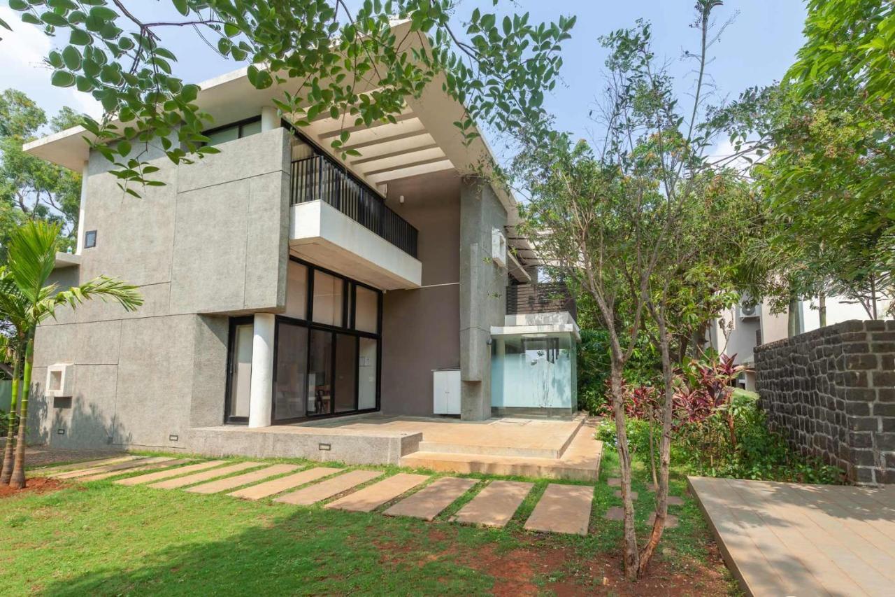 Villa Foresta By Stayvista With Modern Decor, Swimming Pool & Expansive Lawn For A Perfect Escape Lonavala Dış mekan fotoğraf