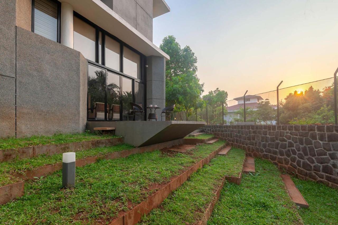 Villa Foresta By Stayvista With Modern Decor, Swimming Pool & Expansive Lawn For A Perfect Escape Lonavala Dış mekan fotoğraf